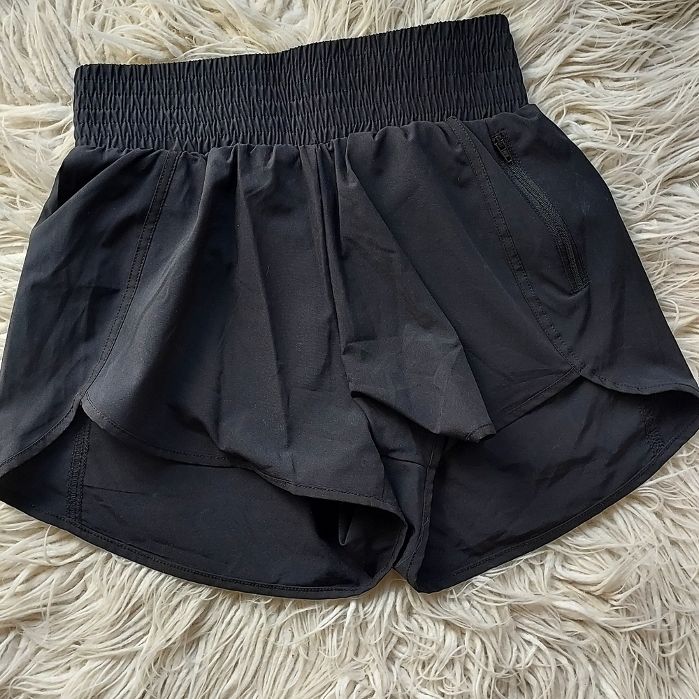 High waisted black atheltic shorts size S
